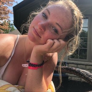 Meet your Posher, Brinley